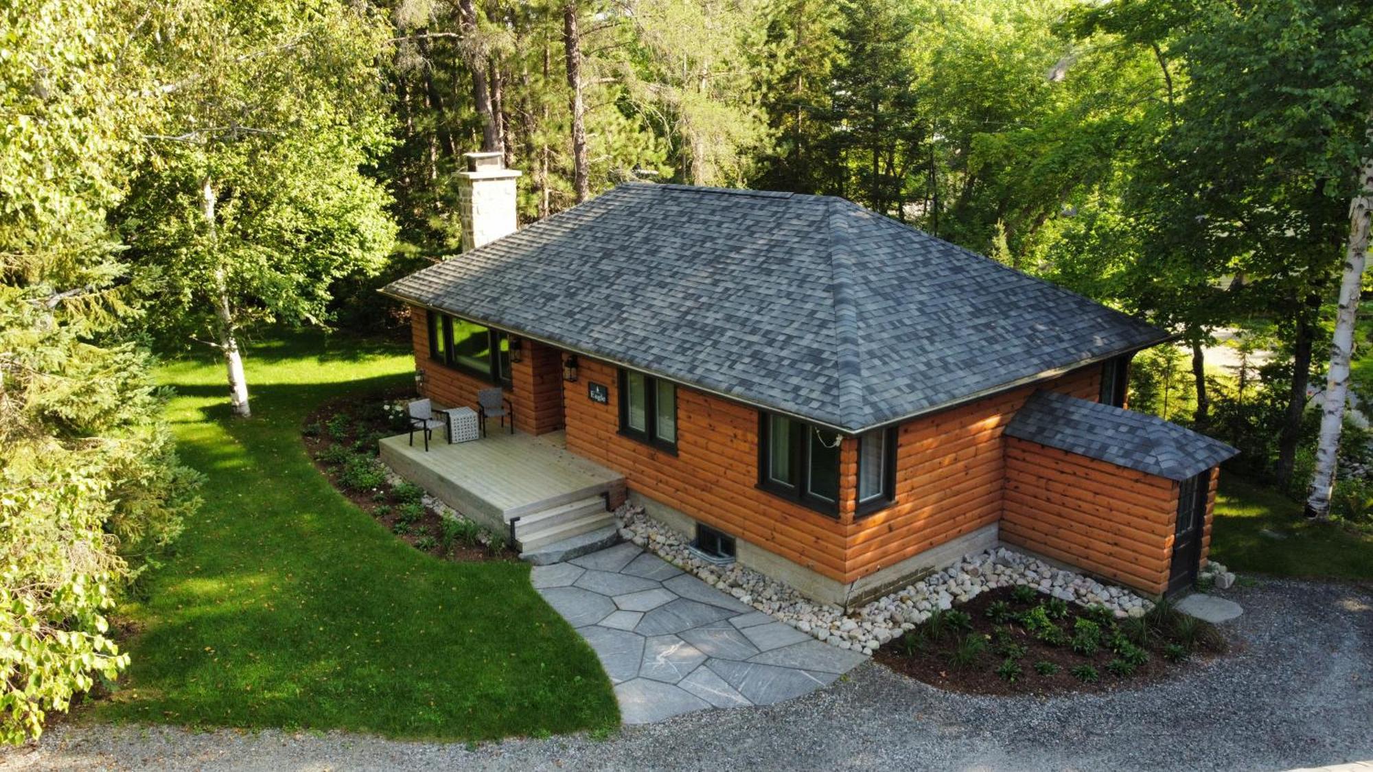 Haliburton Post House Minden Exterior foto