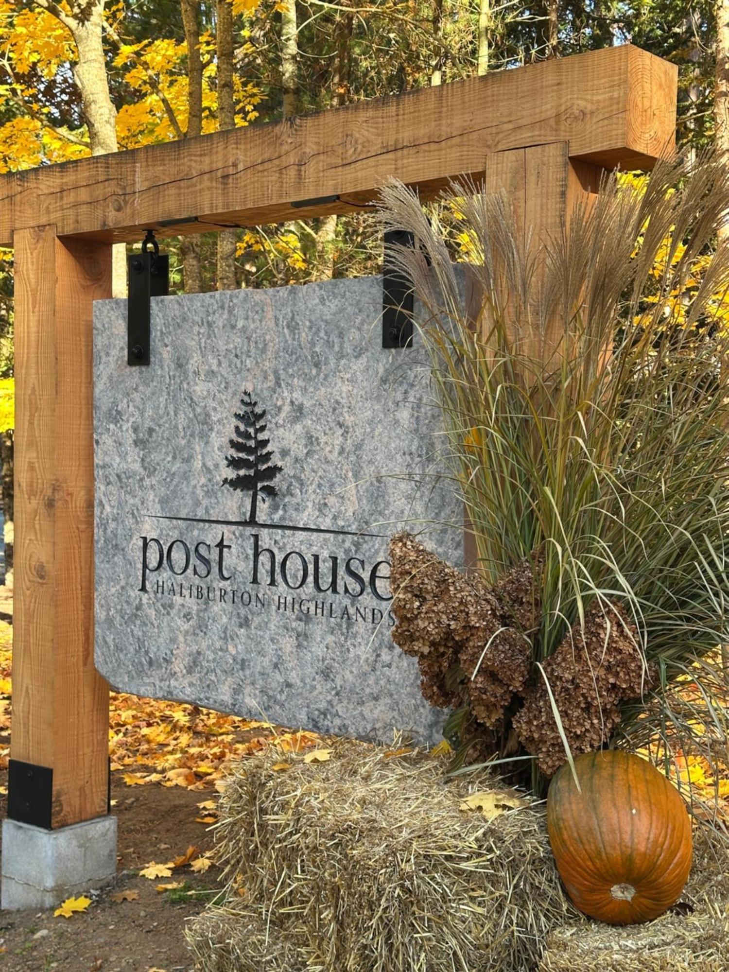 Haliburton Post House Minden Exterior foto